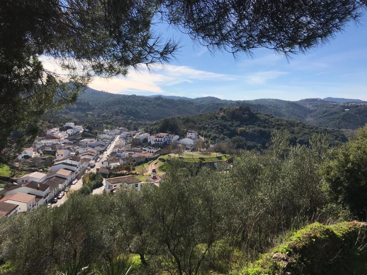 Vila La Apanaora Galaroza Exteriér fotografie